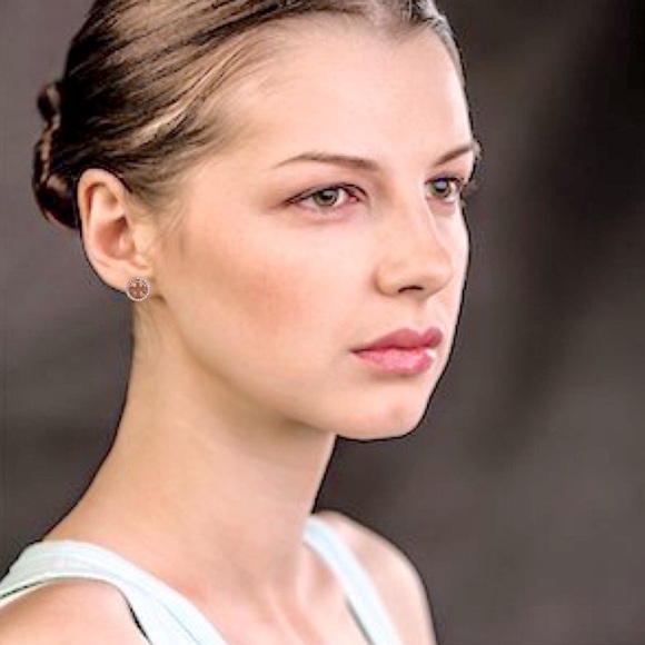 TORY BURCH • Rose Gold Miller Pavé Stud Earrings - Picture 2 of 11